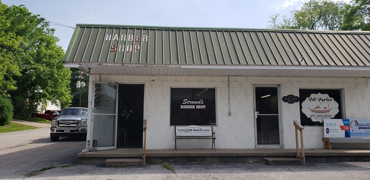 Stroud's Barber Shop in Cadiz, KY