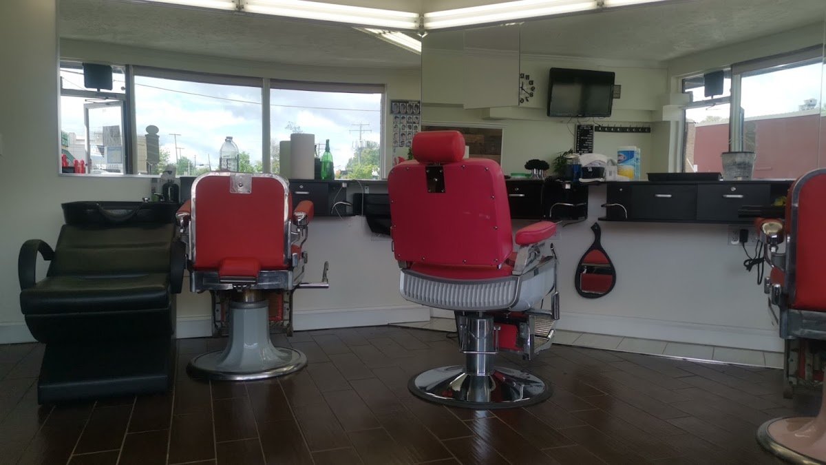 Snip Snip Barber Shop in Vienna, VA