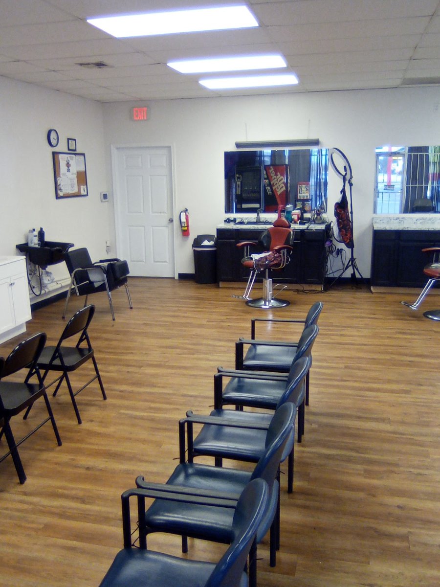 Picture Perfect Cuts in Bellmead, TX