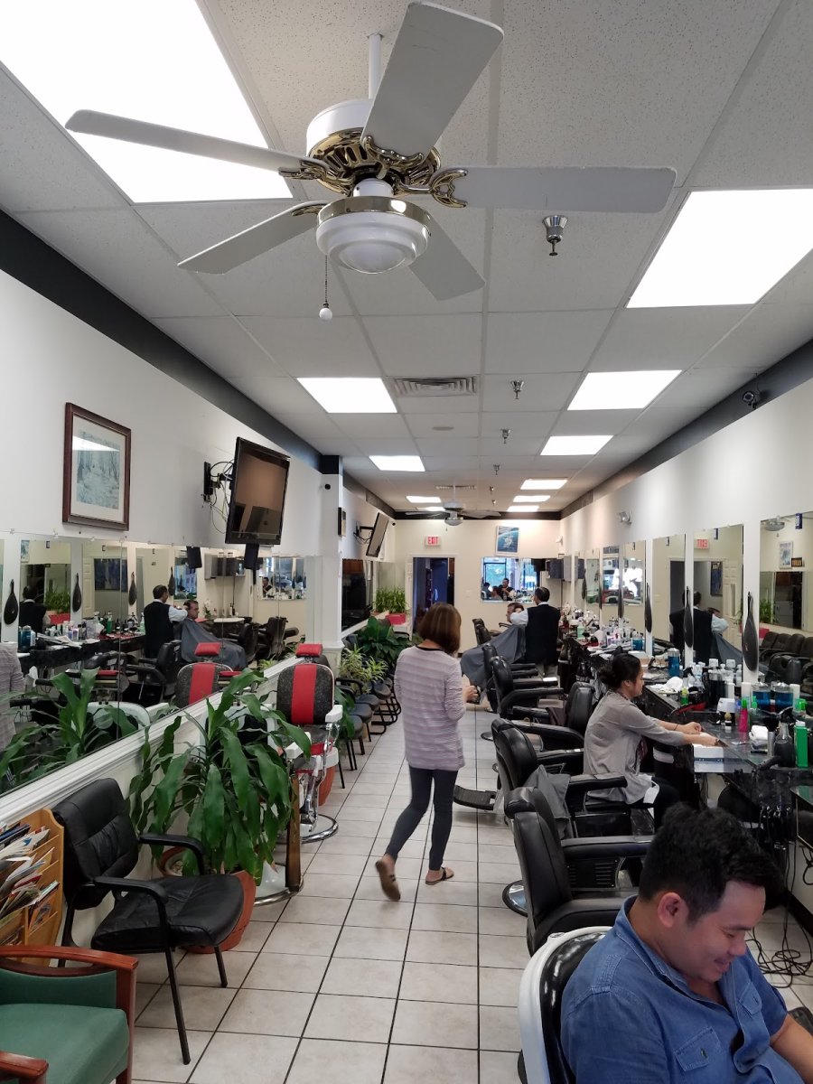T Js Barber Shop in Burke, VA