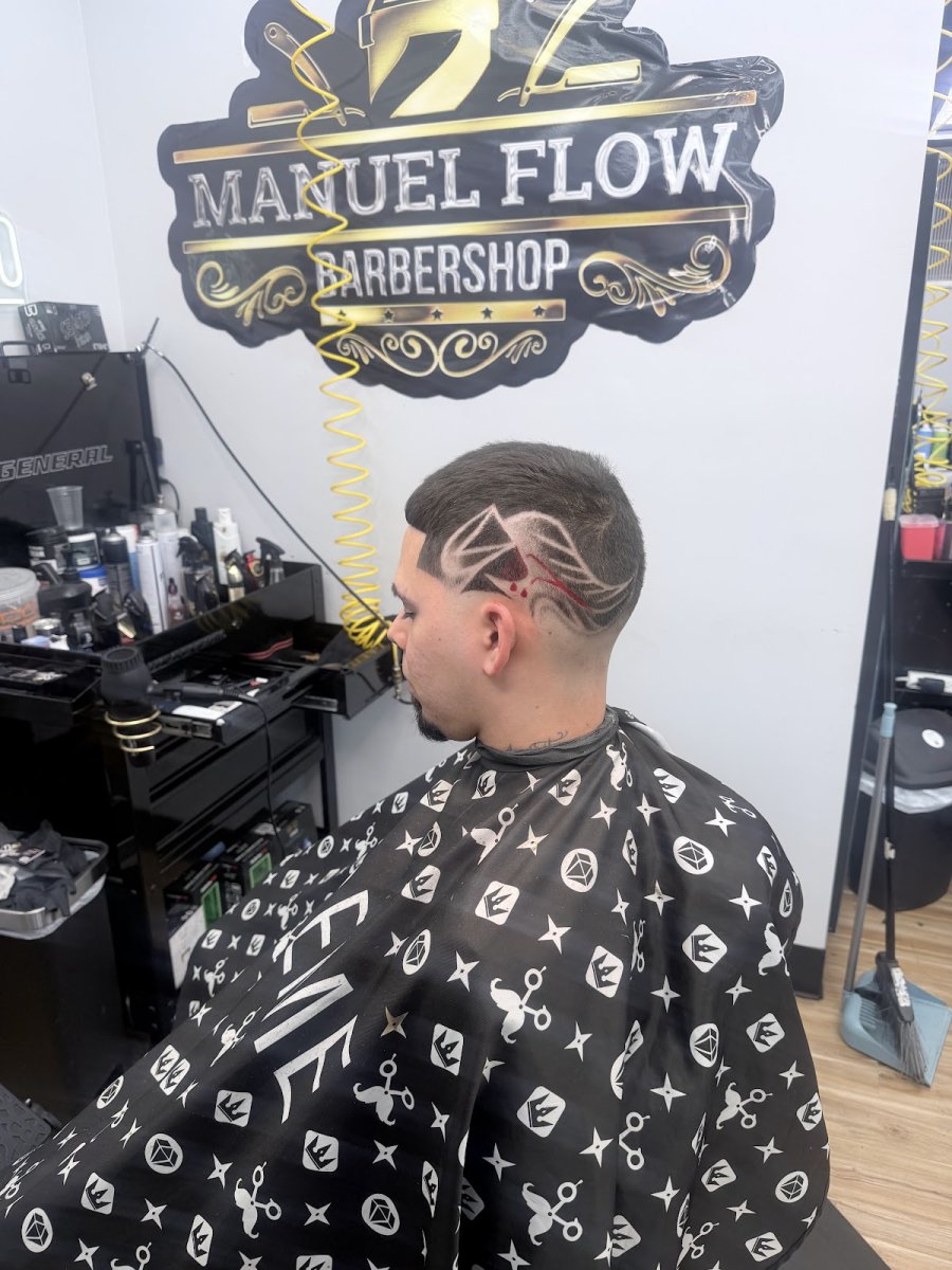 Manuel flow barbershop in Woodbridge Township, NJ